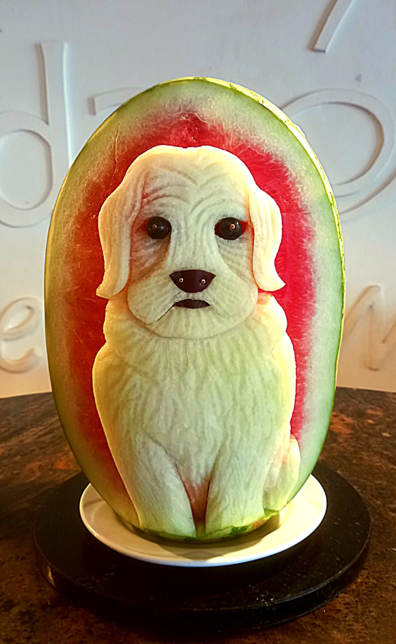 Arreglo frutal perrito